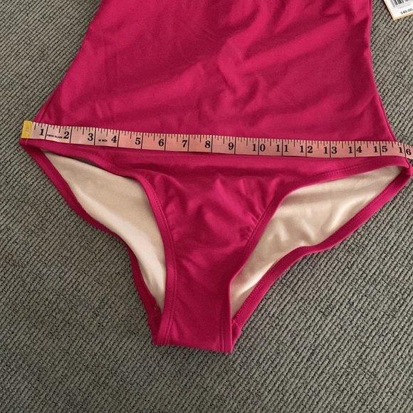 Kona Sol Ruffle one-piece swimsuit with one-shoulder design. Size Medium - Picture 9 of 9